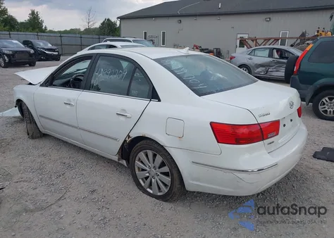 2009 Hyundai Sonata Limited z USA, uszkodzony, nr VIN 5NPEU46C29H479704